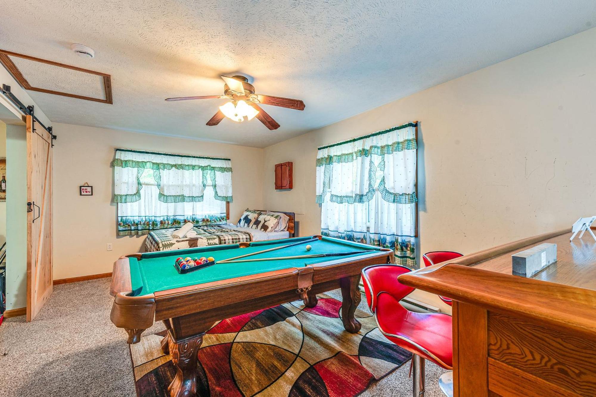 Pet-Friendly Pocono Lake Oasis With Hot Tub! Exteriér fotografie