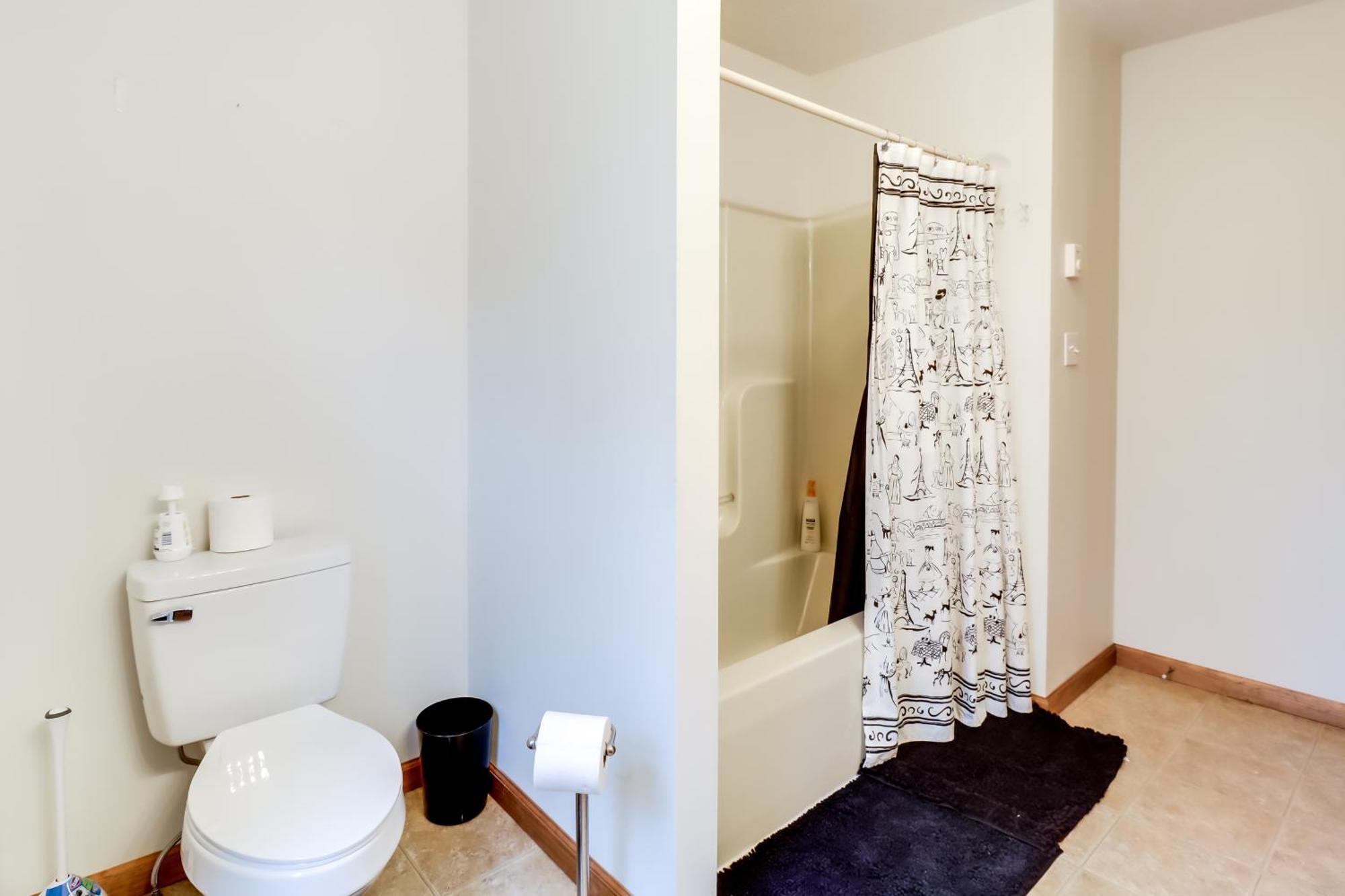 Pet-Friendly Pocono Lake Oasis With Hot Tub! Exteriér fotografie
