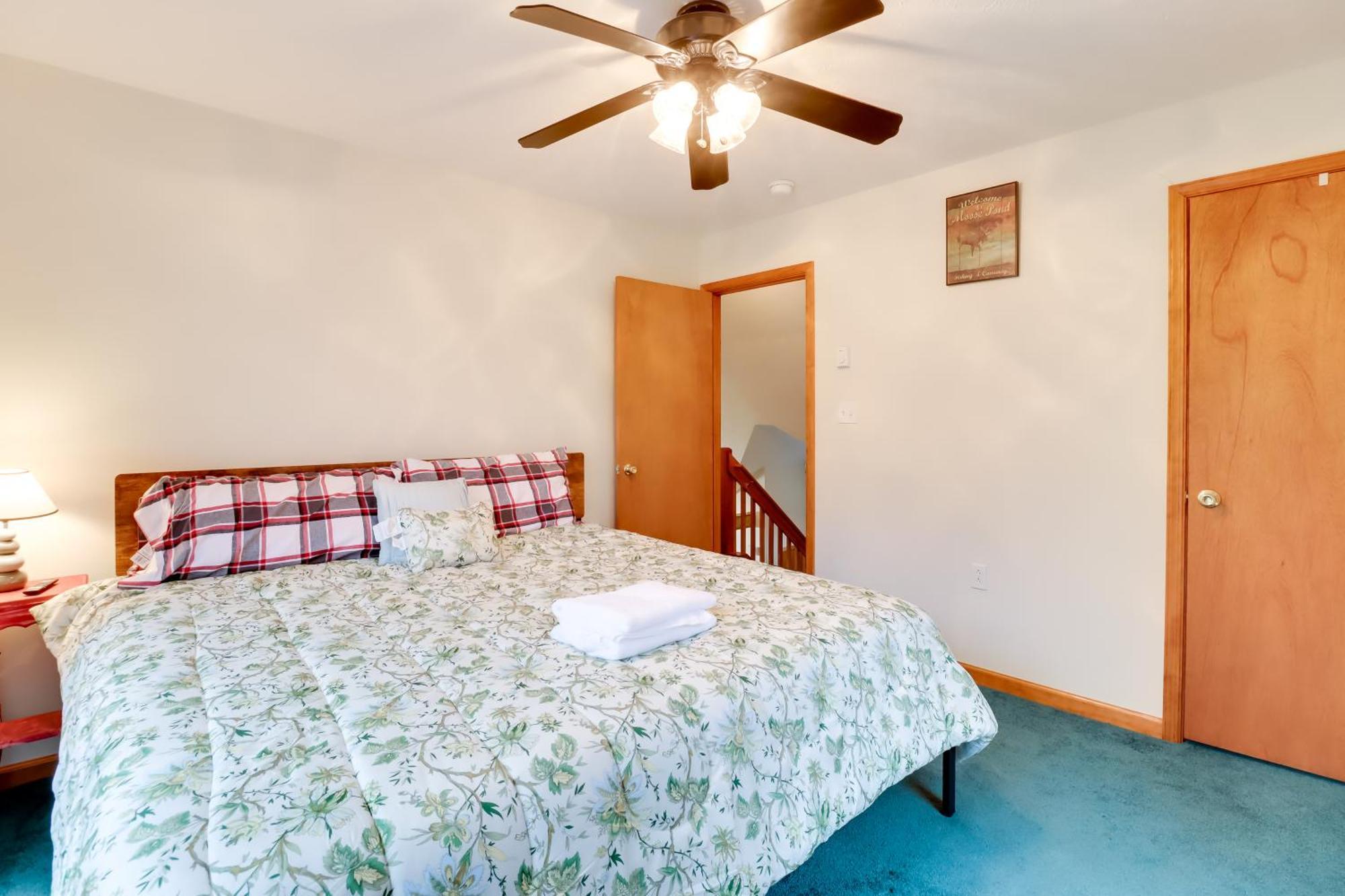 Pet-Friendly Pocono Lake Oasis With Hot Tub! Exteriér fotografie