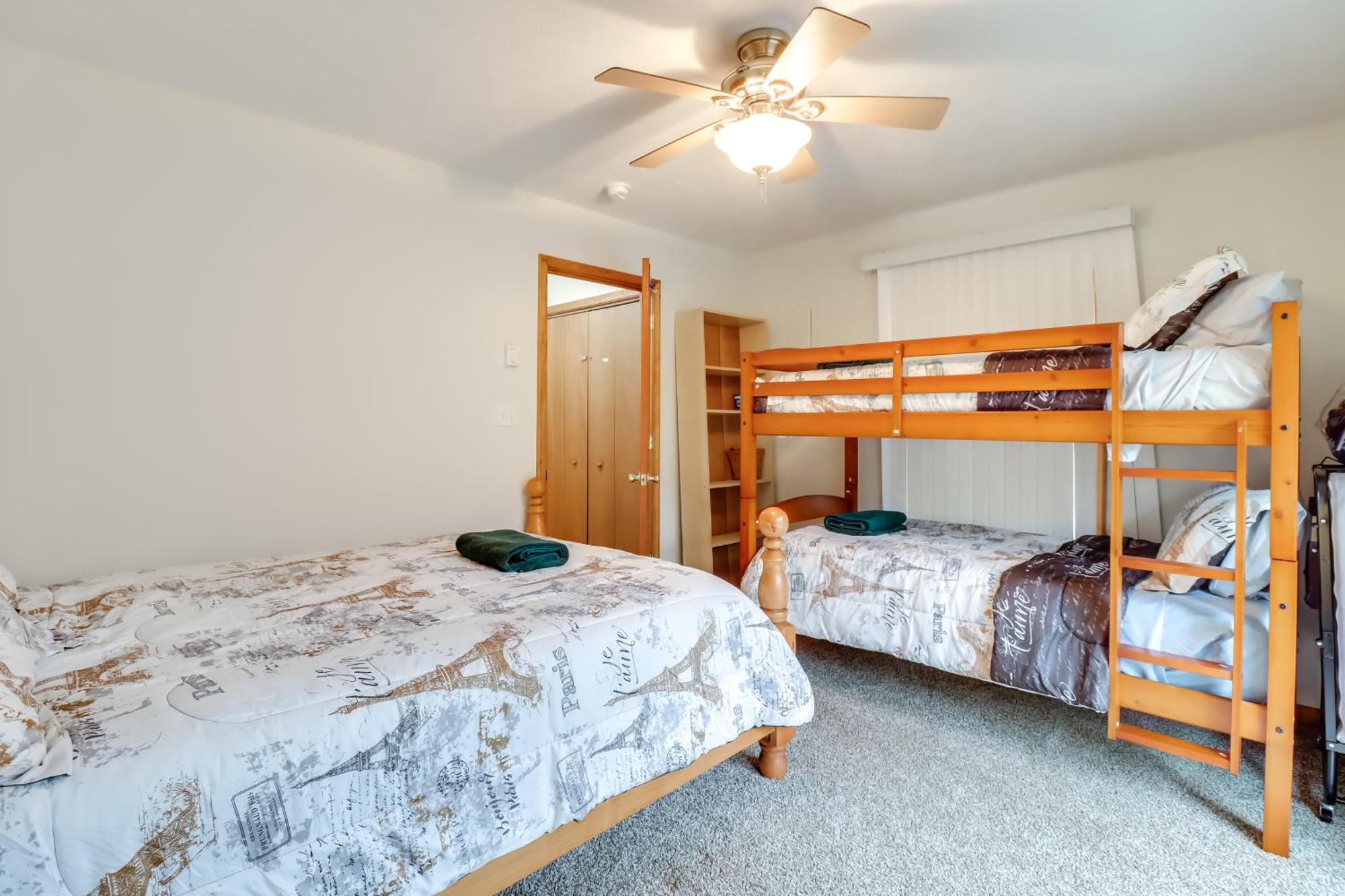 Pet-Friendly Pocono Lake Oasis With Hot Tub! Exteriér fotografie