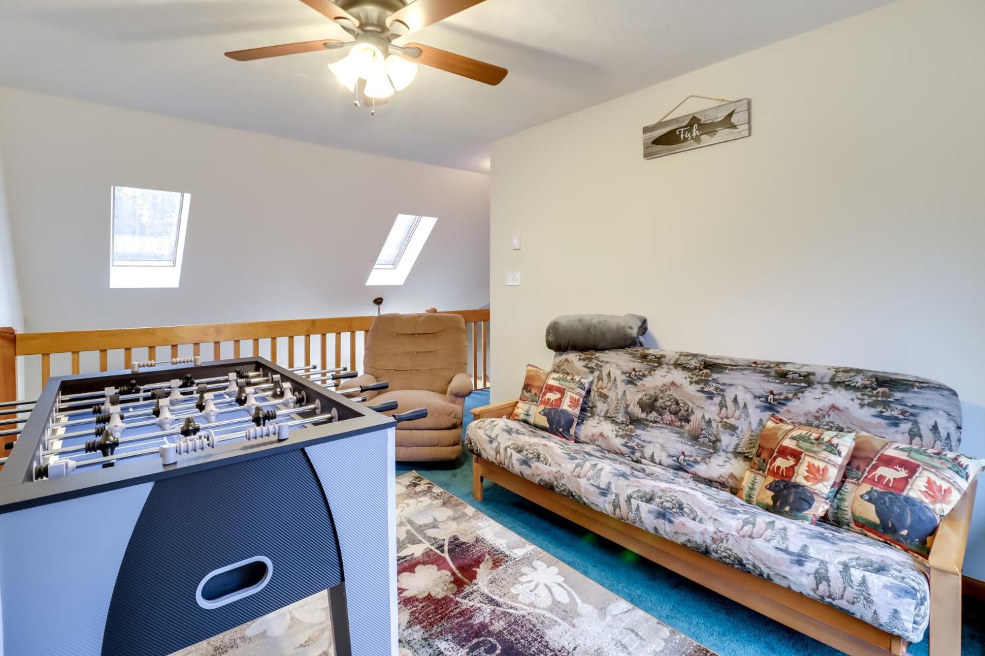 Pet-Friendly Pocono Lake Oasis With Hot Tub! Exteriér fotografie