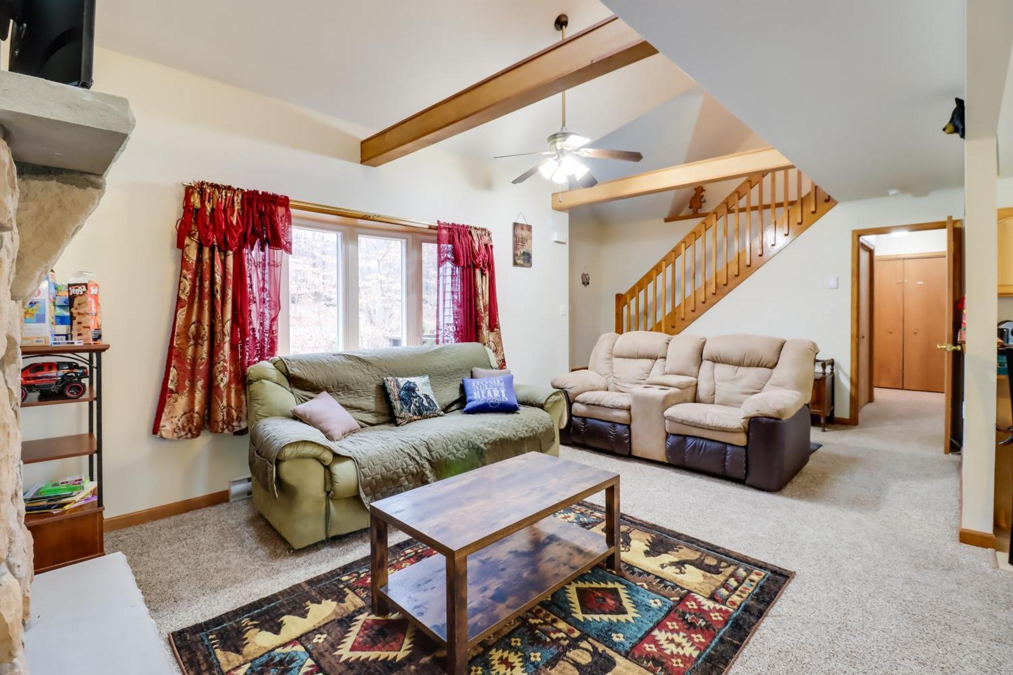 Pet-Friendly Pocono Lake Oasis With Hot Tub! Exteriér fotografie